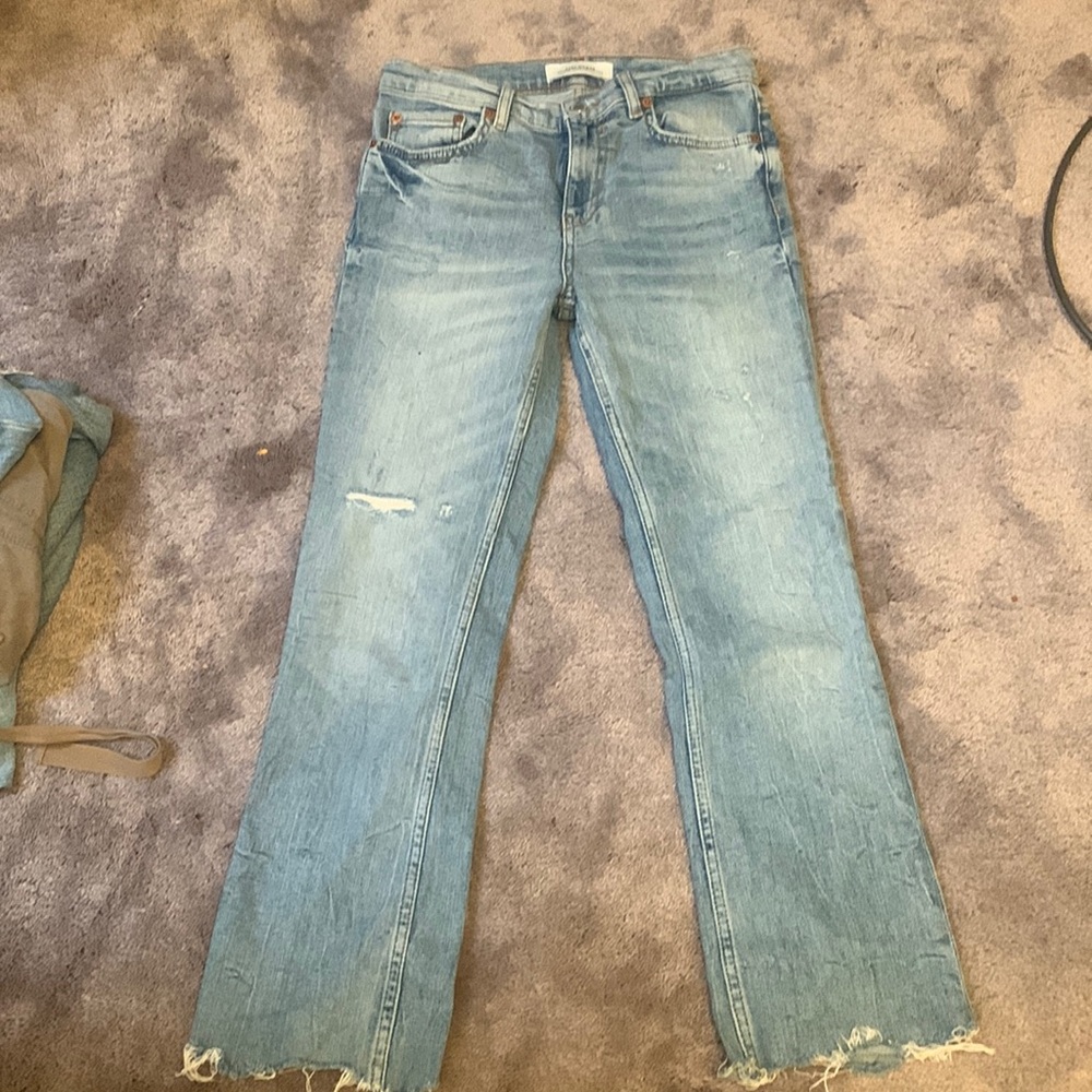 Woman’s zara jeans